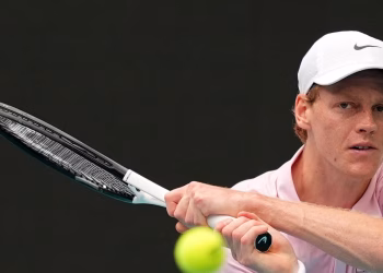 Sinner vence a Alcaraz en sets corridos en la final de Montecarlo y recupera el puesto número 1 del ranking