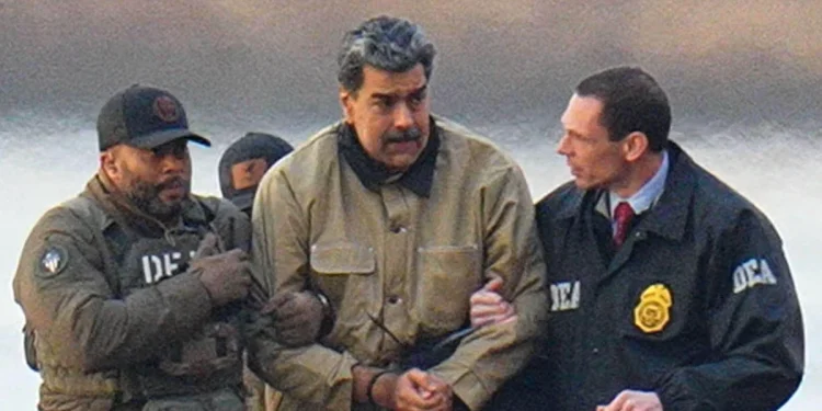 Soldado de las fuerzas especiales estadounidenses que ganó 409.000 dólares acusado de apostar a la destitución de Maduro antes de que se informara la redada