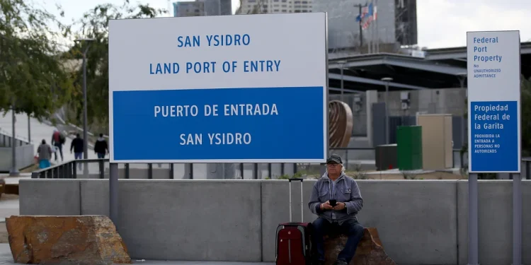Tribunal de apelaciones bloquea la represión de asilo de Trump en la frontera entre Estados Unidos y México Tribunal de apelaciones bloquea la represión de asilo de Trump en la frontera entre Estados Unidos y México