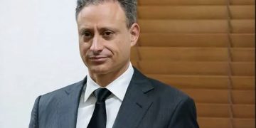 Tribunal levanta impedimento de salida a Jean Alain Rodríguez para estudios médicos