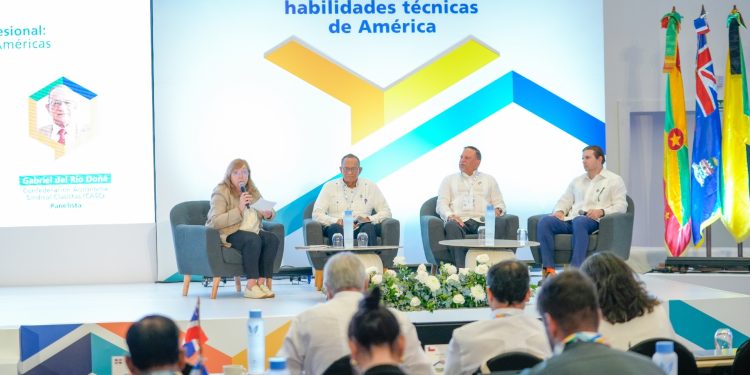 Tripartismo posiciona al INFOTEP como referente regional en formación técnico profesional Tripartismo posiciona al INFOTEP como referente regional en formación técnico profesional