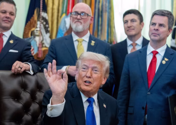 Trump da luz verde a un nuevo oleoducto entre Canadá y Estados Unidos