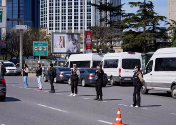 Turquía detiene a nueve personas por ataque frente al consulado de Israel en Estambul