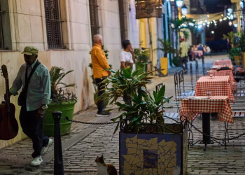Un bloqueo energético a Cuba interrumpe la legendaria vida nocturna de La Habana