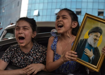 Una frágil calma en el Líbano mientras se mantiene una tregua mediada por Estados Unidos y las familias regresan a casa