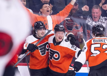 ¡Hora de la fiesta de los playoffs en Filadelfia! Flyers y fanáticos se regocijan por el tan esperado regreso a la postemporada