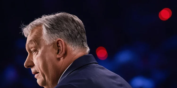¿Está a punto de ser derrocado el líder hombre fuerte y querido del MAGA, Viktor Orbán? Lo que hay que saber antes de las elecciones en Hungría