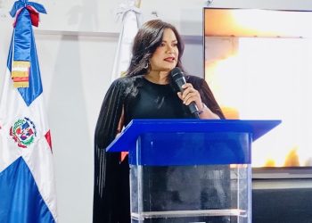 Orgullo Nacional: Adompretur y Decenas de Comunicadores Dominicanos Brillan en el Premio Pasaporte Abierto 2026 Adompretur entre decenas de nominados al Premio Pasaporte Abierto 2026 por la OMPT