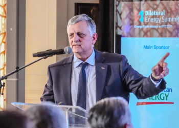 Argentina desembarcó en la mayor feria energética del mundo: 280 m² y más de 27 empresas nacionales