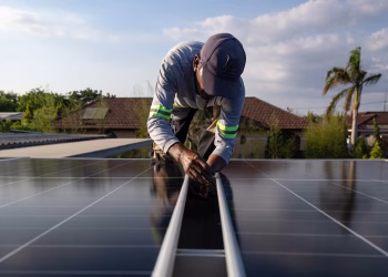 Choques de precios por las ventas de energía solar de guerra de Irán en Asia hambrienta de energía