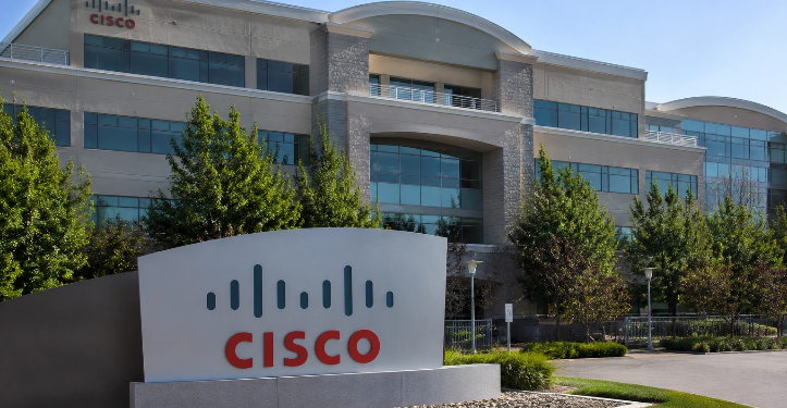 Cisco despide a casi 4.000 empleados para invertir más en IA pese a ingresos récord