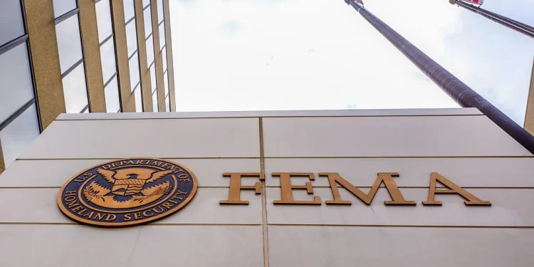 El Consejo de Revisión de FEMA designado por Trump propone un importante rediseño de la función federal de respuesta a desastres