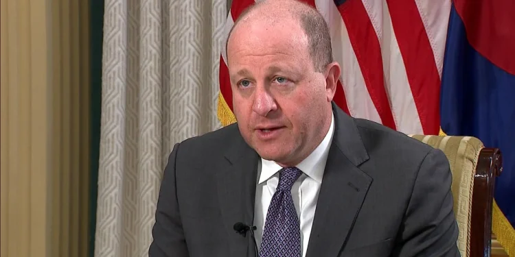 El Partido Demócrata de Colorado censura al gobernador Jared Polis tras conmutar la sentencia de Tina Peters El Partido Demócrata de Colorado censura al gobernador Jared Polis tras conmutar la sentencia de Tina Peters