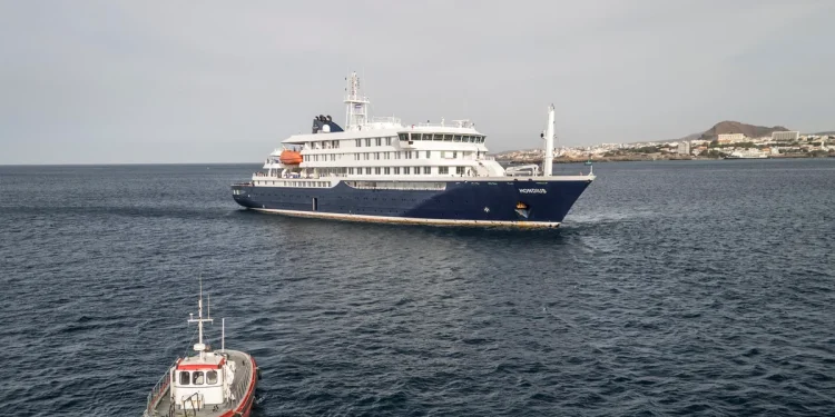El director de la OMS dice que supervisará personalmente la evacuación del crucero por hantavirus