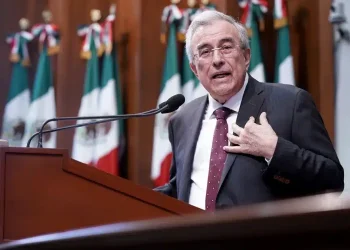 El gobernador de Sinaloa comparece ante acusaciones de narco