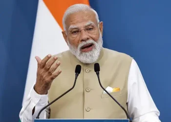 El «partido de las cucarachas» supera a Nadrendra Modi