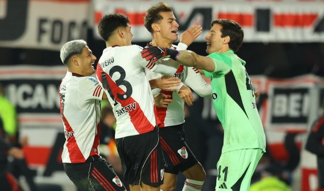 En una definición épica por penales, River eliminó a San Lorenzo y avanzó a los cuartos de final del Torneo Apertura