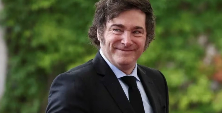 Fitch Ratings elevó la calificación de la deuda soberana a la Argentina de Javier Milei