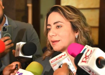 Gloria Reyes revela cinco barreras contra las mujeres en política