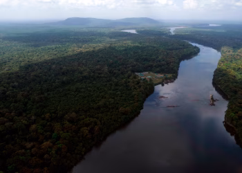 Guyana y Venezuela regresan a la corte de la ONU para resolver una disputa histórica sobre una valiosa región fronteriza