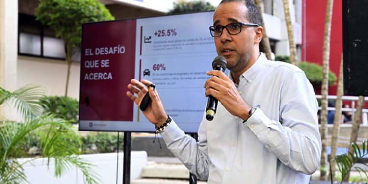 INTEC presenta soluciones de cargadores inteligentes para la micro movilidad eléctrica en el país INTEC presenta soluciones de cargadores inteligentes para la micro movilidad eléctrica en el país