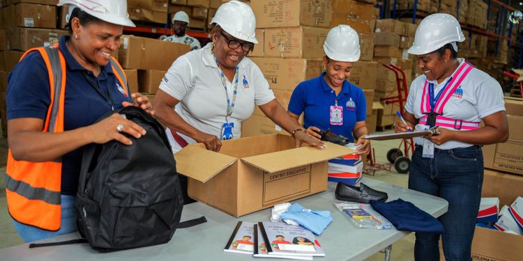 Inabie inicia distribución de útiles escolares en beneficio de más de 1.8 millones de estudiantes