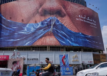 Irán presiona para poner fin a la guerra en 30 días mientras Trump expresa dudas