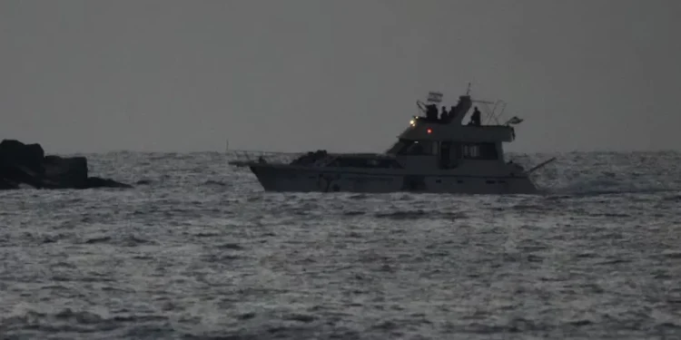 Israel deportó a todos los activistas de la flotilla que intentó romper el bloqueo marítimo sobre Gaza