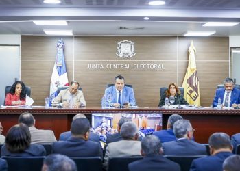 JCE rechaza recorte a fondos de partidos políticos