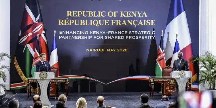 Kenia y Francia inauguran cumbre con treinta mandatarios