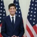 Kevin Warsh juró como nuevo presidente de la Reserva Federal en la Casa Blanca, en sustitución de Powell