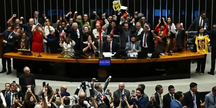 La Cámara de Diputados de Brasil aprueba el proyecto laboral La Cámara de Diputados de Brasil aprueba el proyecto laboral