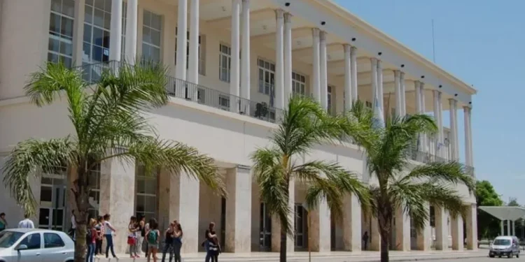 La Universidad Nacional de Córdoba elige nuevo rector La Universidad Nacional de Córdoba elige nuevo rector