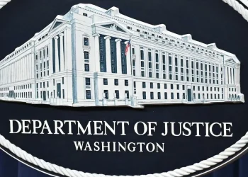 La administración Trump incorpora 82 nuevos jueces de inmigración en un intento por acelerar los casos de deportación