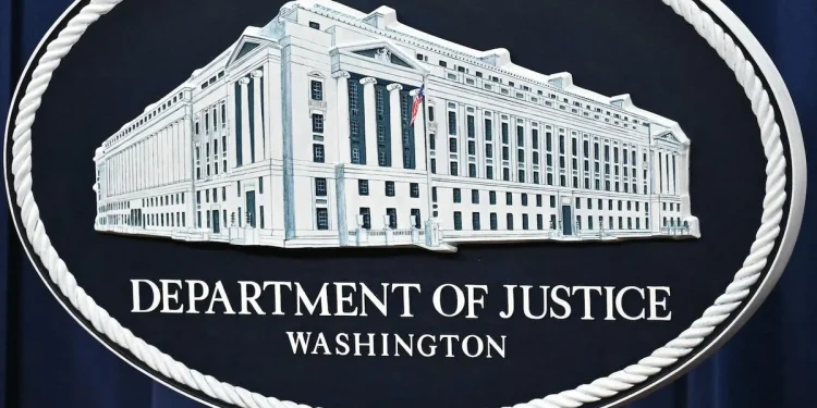 La administración Trump incorpora 82 nuevos jueces de inmigración en un intento por acelerar los casos de deportación