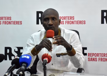 La junta de Burkina Faso detuvo en secreto a periodistas y otras personas, dice un grupo de defensa