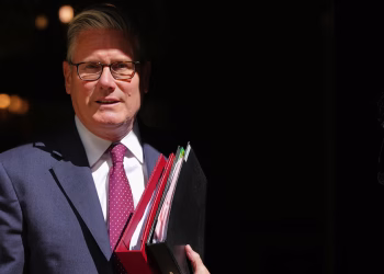 Las elecciones locales podrían acelerar la salida del asediado primer ministro británico