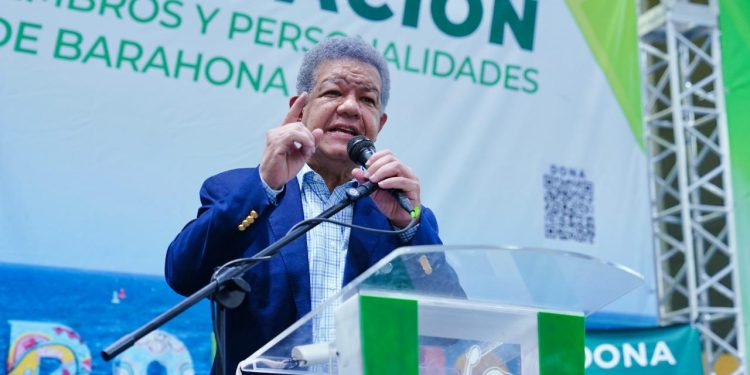 Leonel afirma que el gobierno del PRM está desconectado emocionalmente del pueblo y lleva al país en reversa