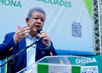 Leonel afirma que gobierno del PRM está desconectado emocionalmente del pueblo y lleva al país en reversa