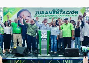 Leonel juramenta en la FP a Miguel Ángel Jazmín “Muñeco”...
