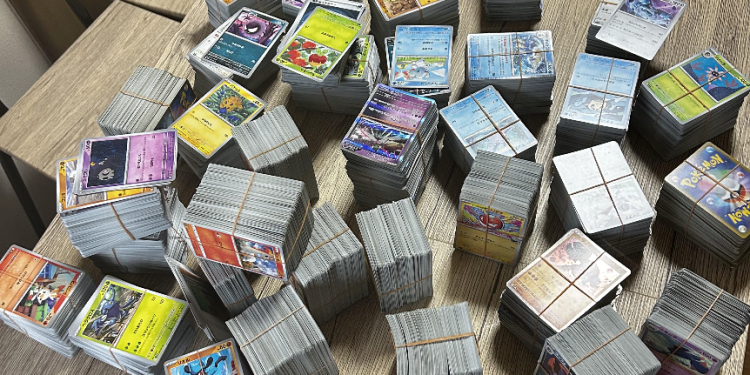 Locura por cartas Pokémon: en Japón exigen exámenes de conocimiento a los compradores Locura por cartas Pokémon: en Japón exigen exámenes de conocimiento a los compradores