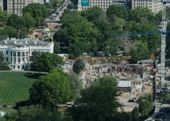 Los fondos del salón de baile de la Casa Blanca penden del impulso republicano para financiar a ICE sin los demócratas