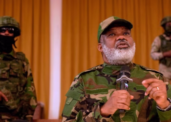 Los rebeldes respaldados por Ruanda acusan a Estados Unidos de no ser un mediador de paz en el conflicto del Congo