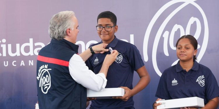 Luis Miguel De Camps lidera misión de Agentes al 100...