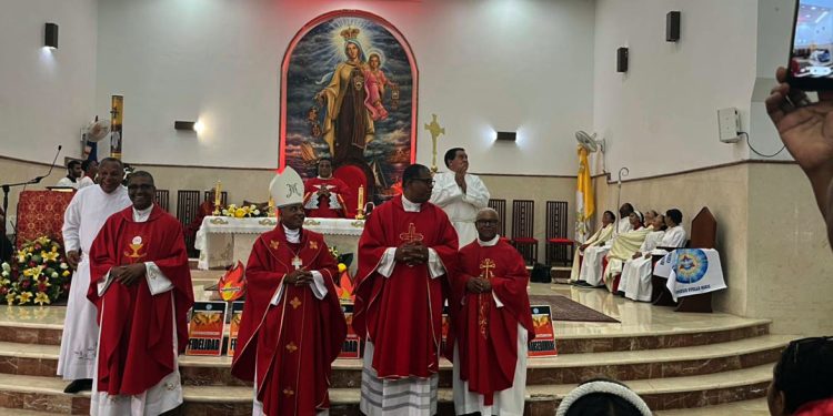 Monseñor Manuel Ruiz convoca a la Renovación Carismática Católica Dominicana