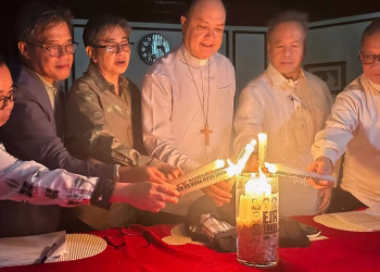 Obispo filipino y ex juez de la CPI lideran una nueva investigación sobre miles de asesinatos de la era Duterte