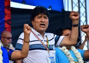 Ordenan captura del expresidente Evo Morales