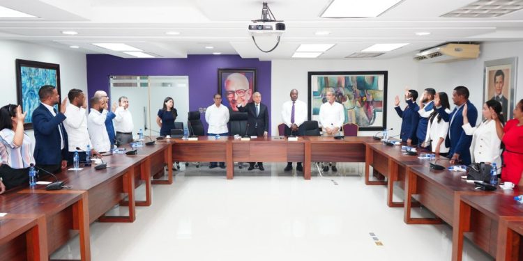 PLD suma médicos, exPRM y otros que retornan a casa