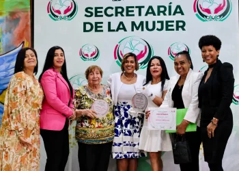Secretaría de la Mujer de Fuerza del Pueblo realiza asamblea