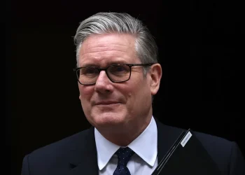 Starmer promete poner al Reino Unido «en el corazón de Europa»